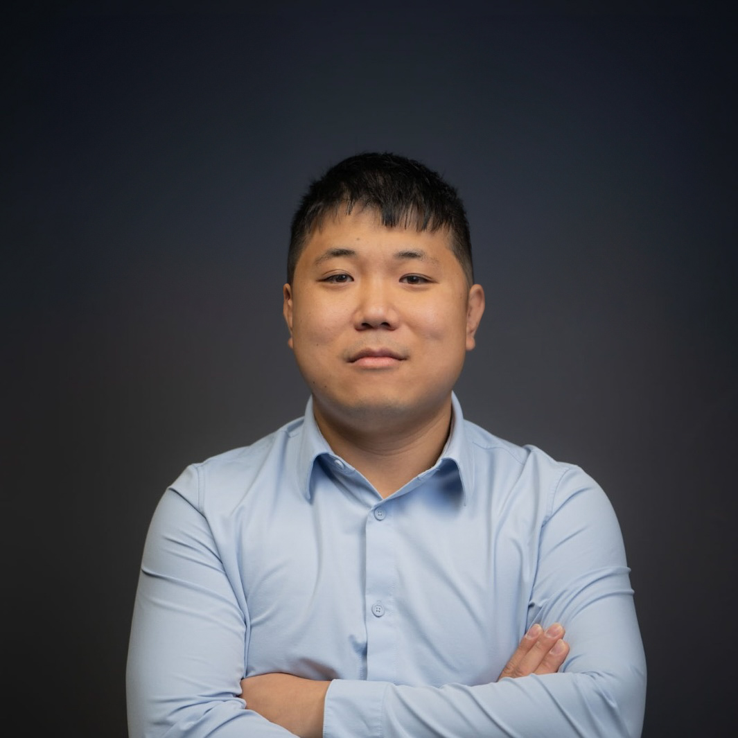 an image of YYWireless team member Ivan Xiao, the position they hold is C.E.O.